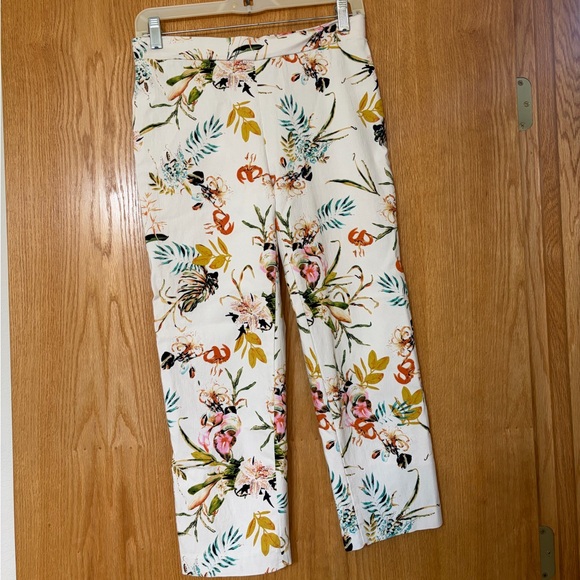Jules & Leopold Pants - Jules & Leopold Black and White Labelled Floral Garment